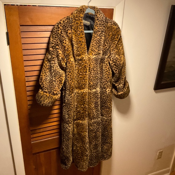 Monterey Jackets & Blazers - Monterey faux leopard Coat medium